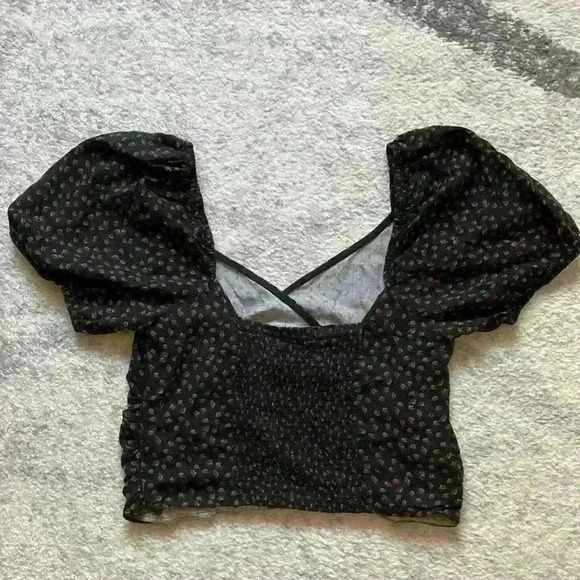 Urban Outfitter Floral Ruched Wrap Top - Picture 8 of 8